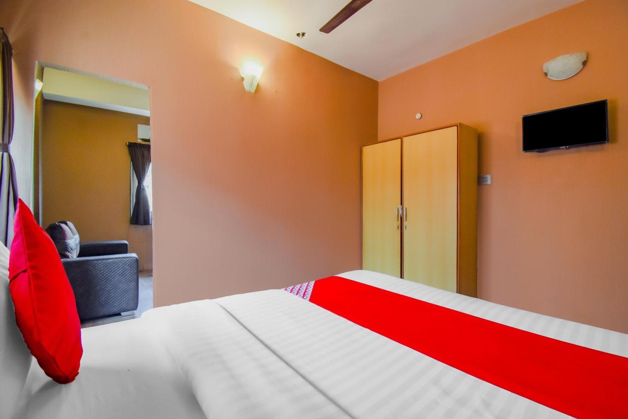 Super Oyo Krishna Guest House Calcutta Extérieur photo