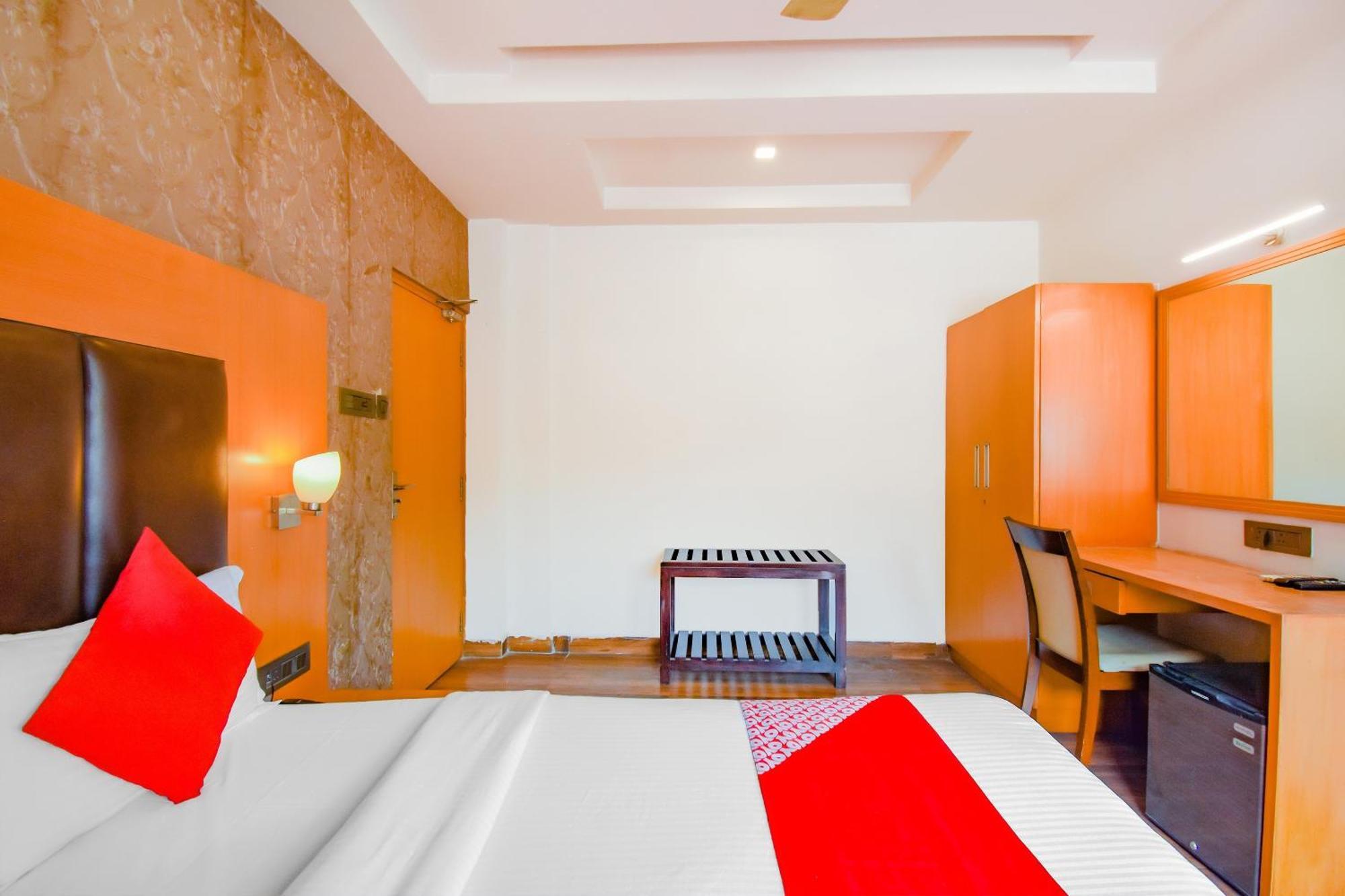 Super Oyo Krishna Guest House Calcutta Extérieur photo